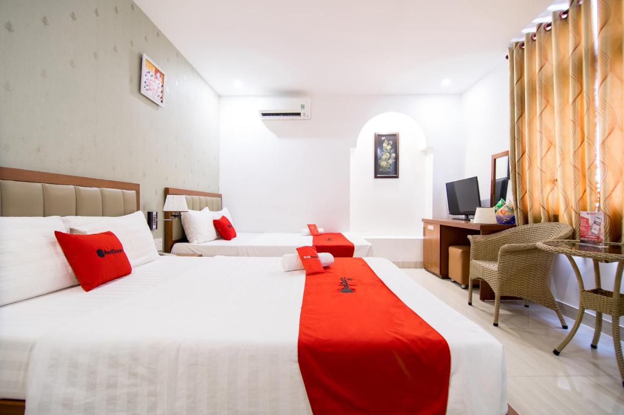 Reddoorz Plus @ Trung Son Residence Ho Chi Minh City Bagian luar foto