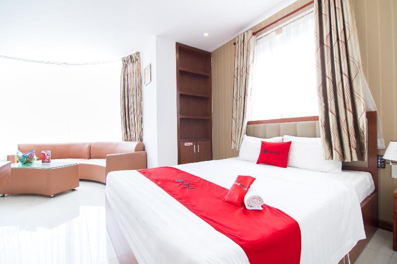 Reddoorz Plus @ Trung Son Residence Ho Chi Minh City Bagian luar foto